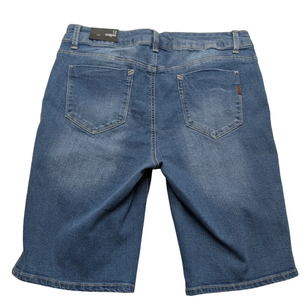 NWT 1822 Denim Bermuda Shorts Womens 12 Blue Stretch Medium Wash CA99M4071D3